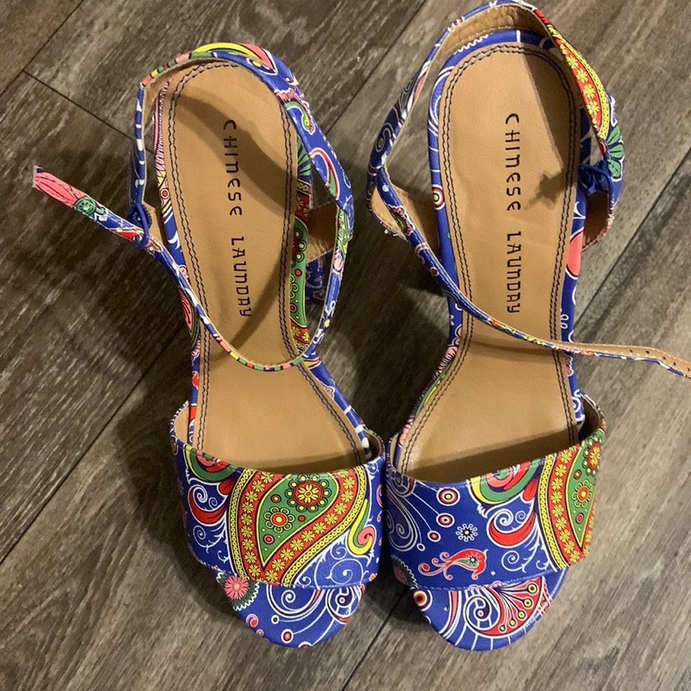 Chinese launday wedges
